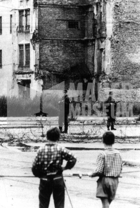 MM-019 – Berlin, August 1961.